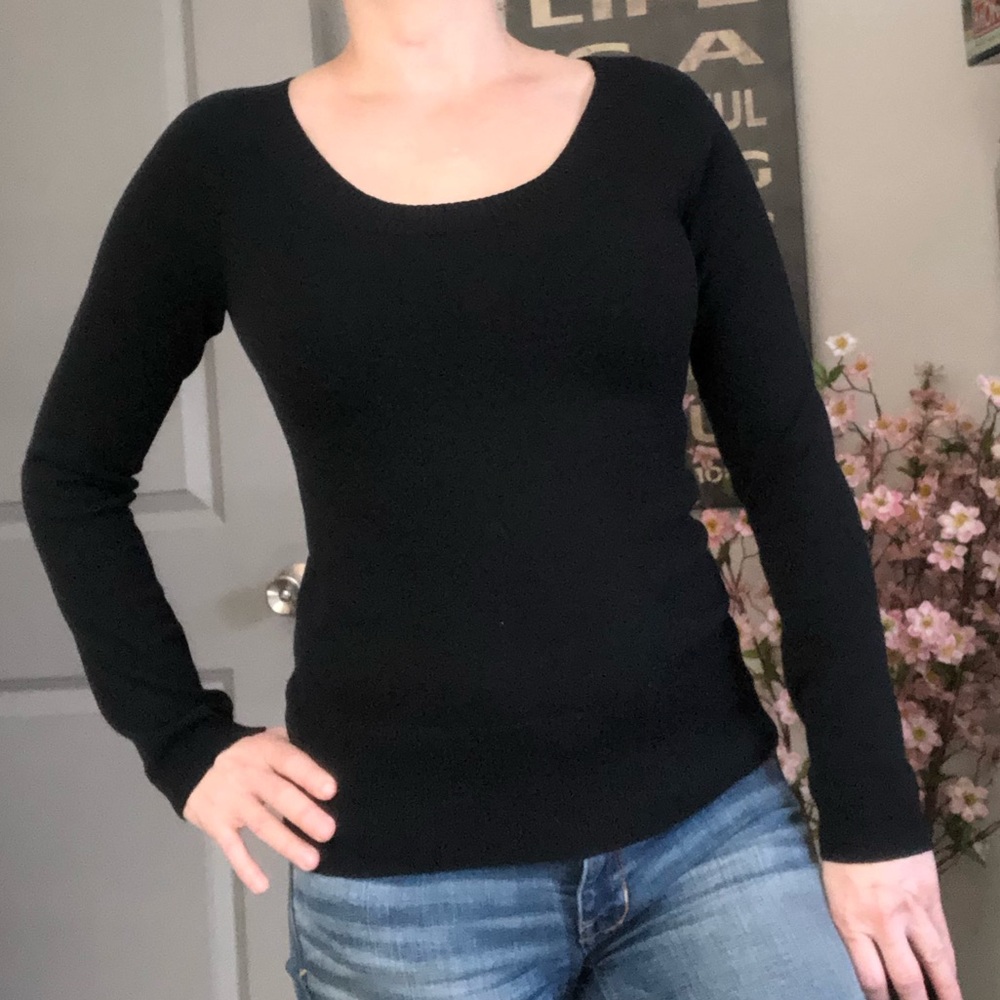 💕Banana Republic Merino Wool Sweater Fitted Black